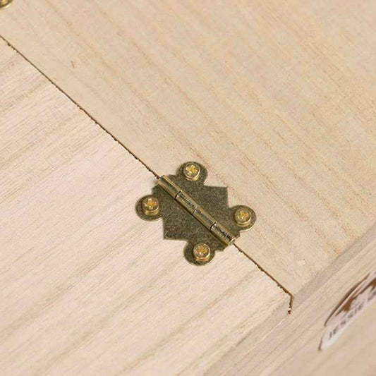 Natural Wooden Birdhouse - Simple Modern - Amanluxe