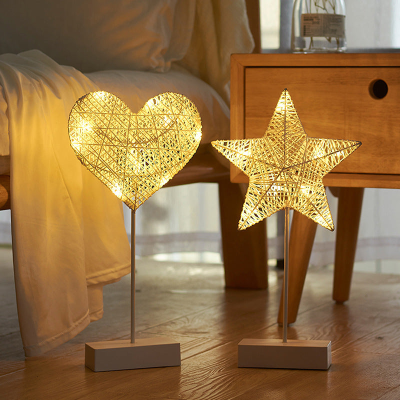 Fashionable Five-pointed Star And Moon Love Gift Modeling Lamp