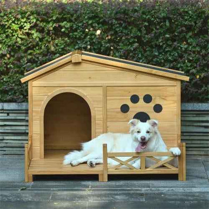 Wooden Dog House - Medium Outdoor Kennel - Amanluxe