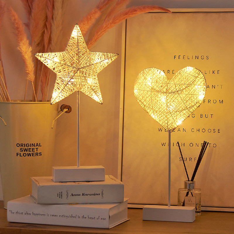 Fashionable Five-pointed Star And Moon Love Gift Modeling Lamp