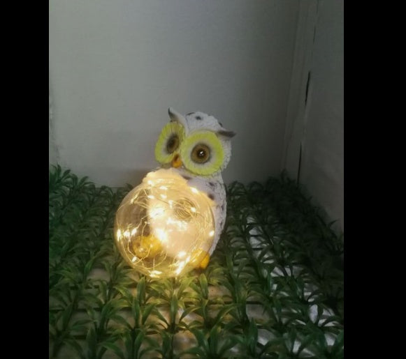 Factory Direct Sales Of Solar LED Resin Amazon Owl Hug Ball Outdoor Villa Garden Landscape Light