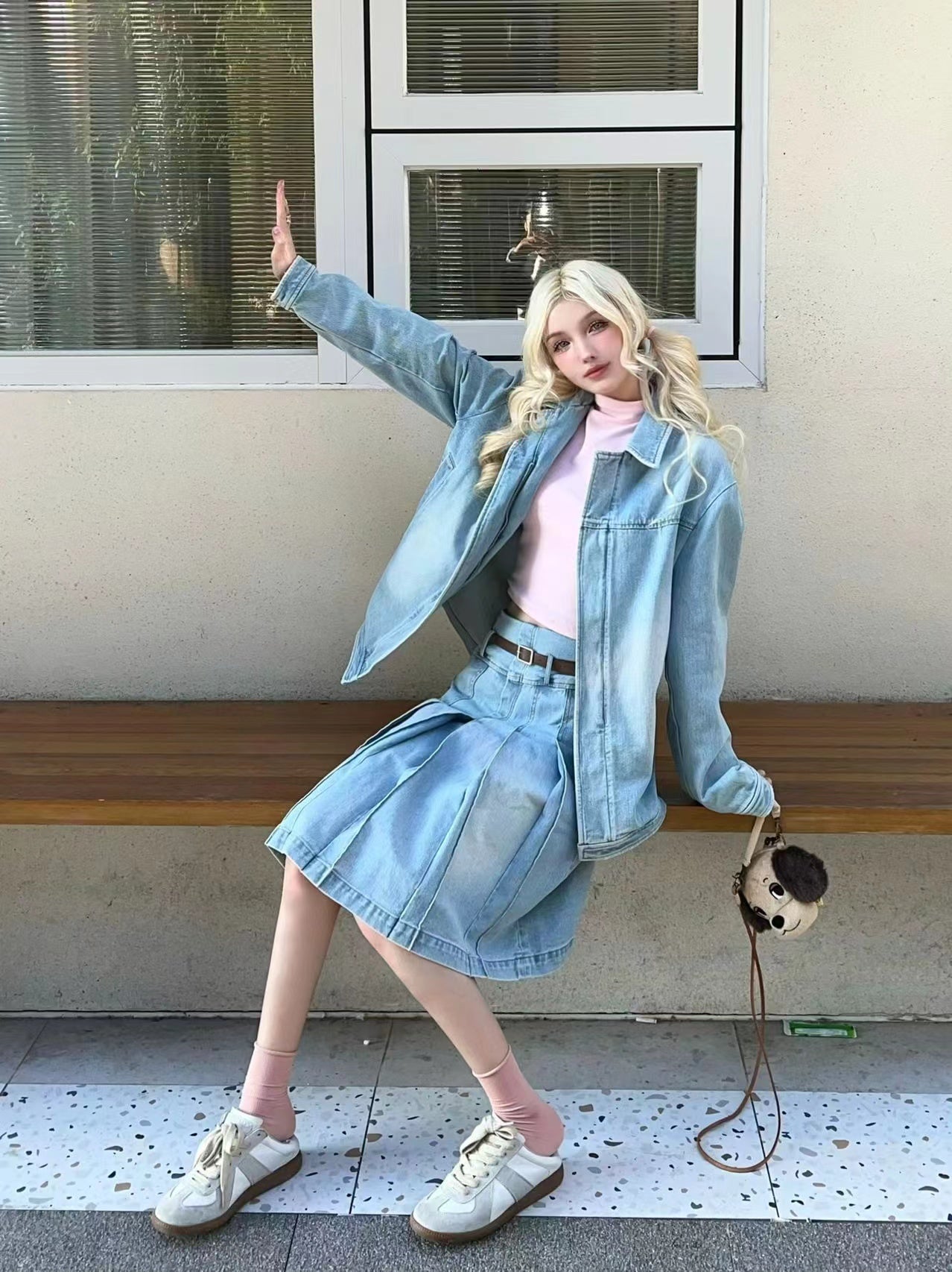 Retro Washed Light Blue Denim Pleated Skirt